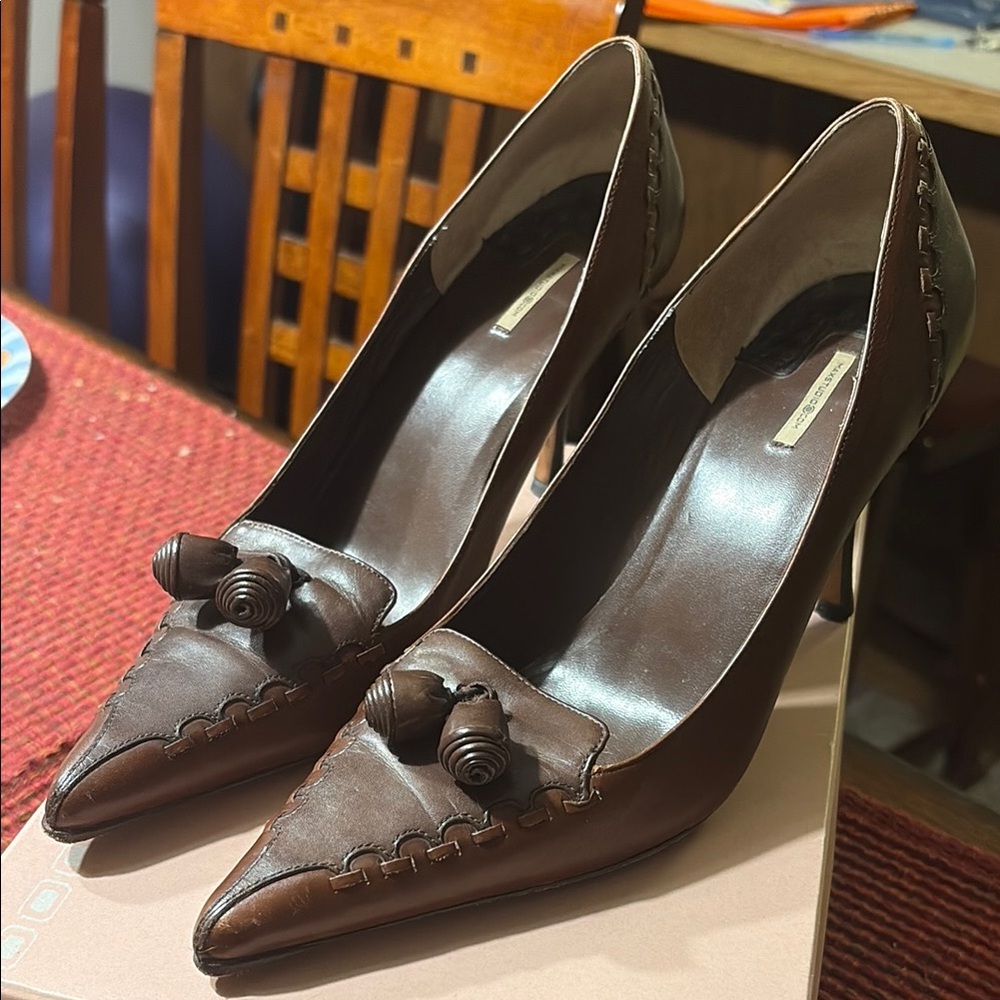 Beautiful brown leather Quibble Maxstudio heels, size 8-1/2M